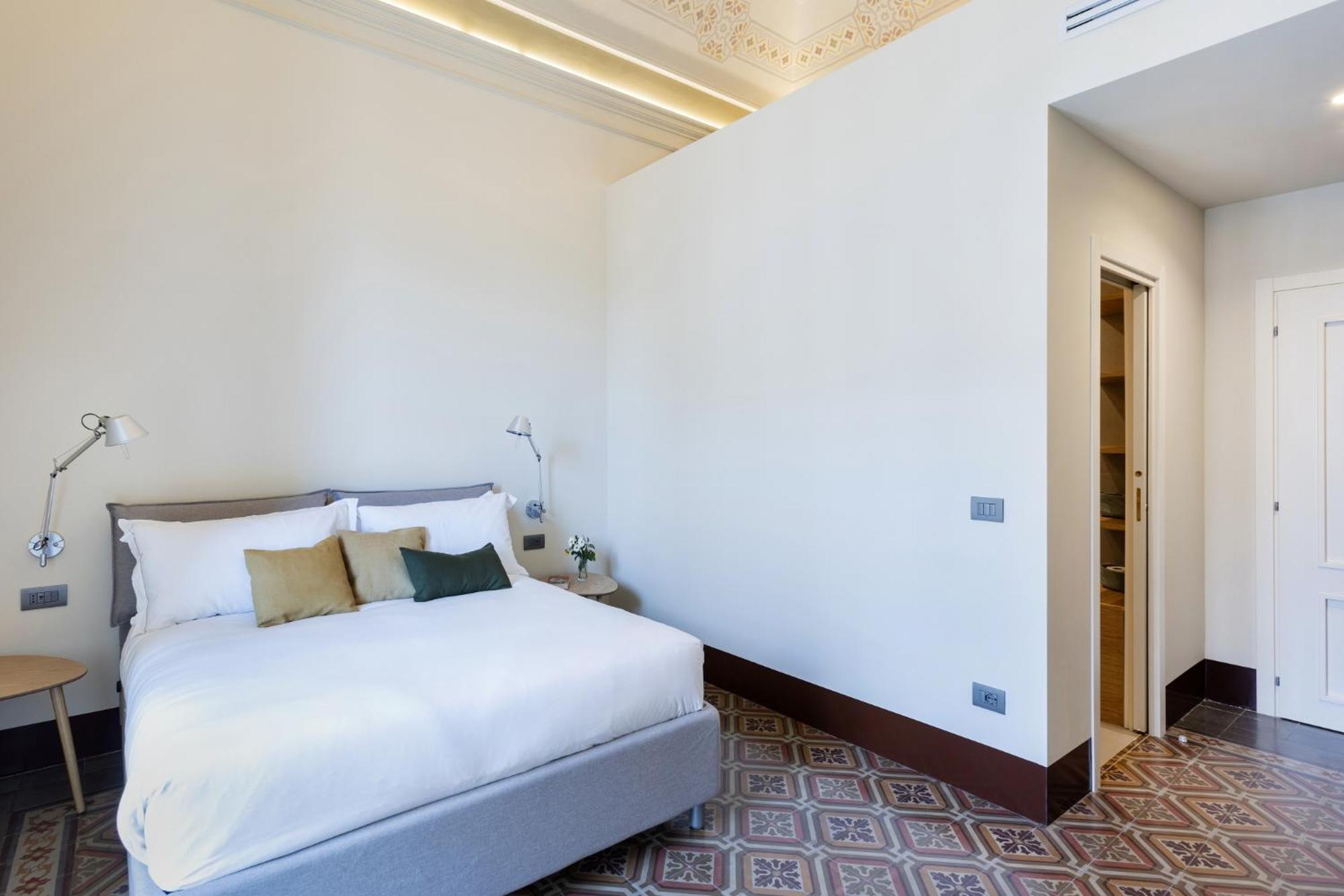 Palazzo Costarelli - Bed And Breakfast Катания Экстерьер фото