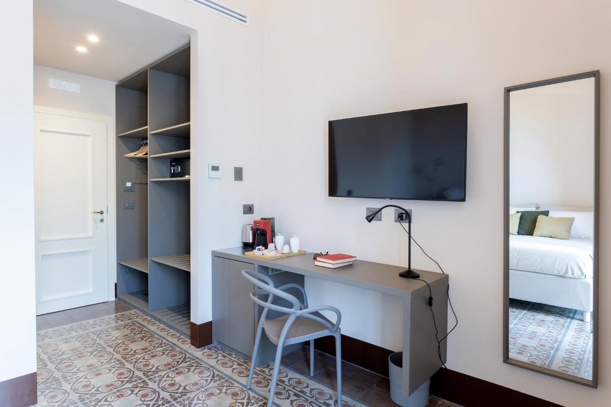 Palazzo Costarelli - Bed And Breakfast Катания Номер фото