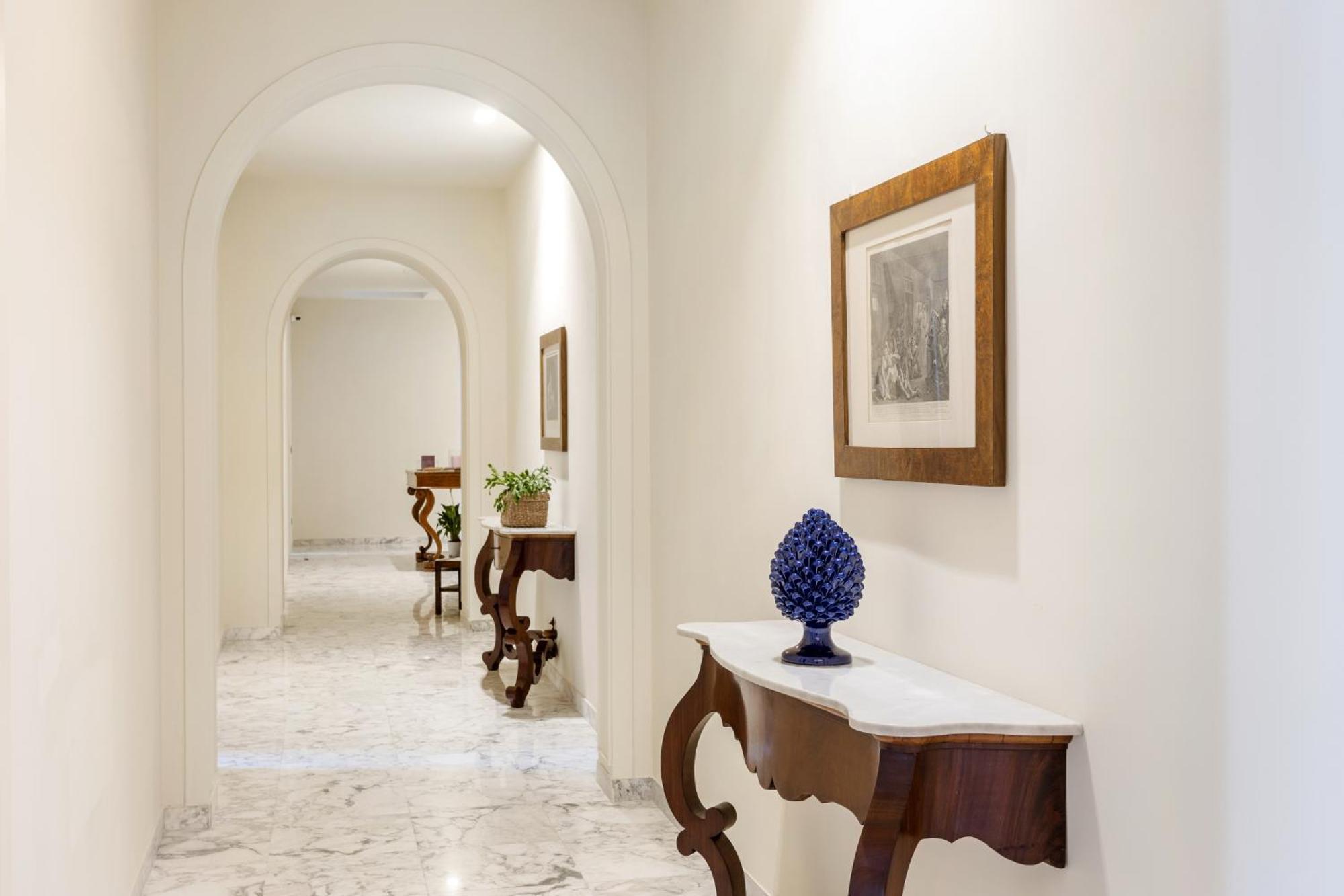 Palazzo Costarelli - Bed And Breakfast Катания Экстерьер фото