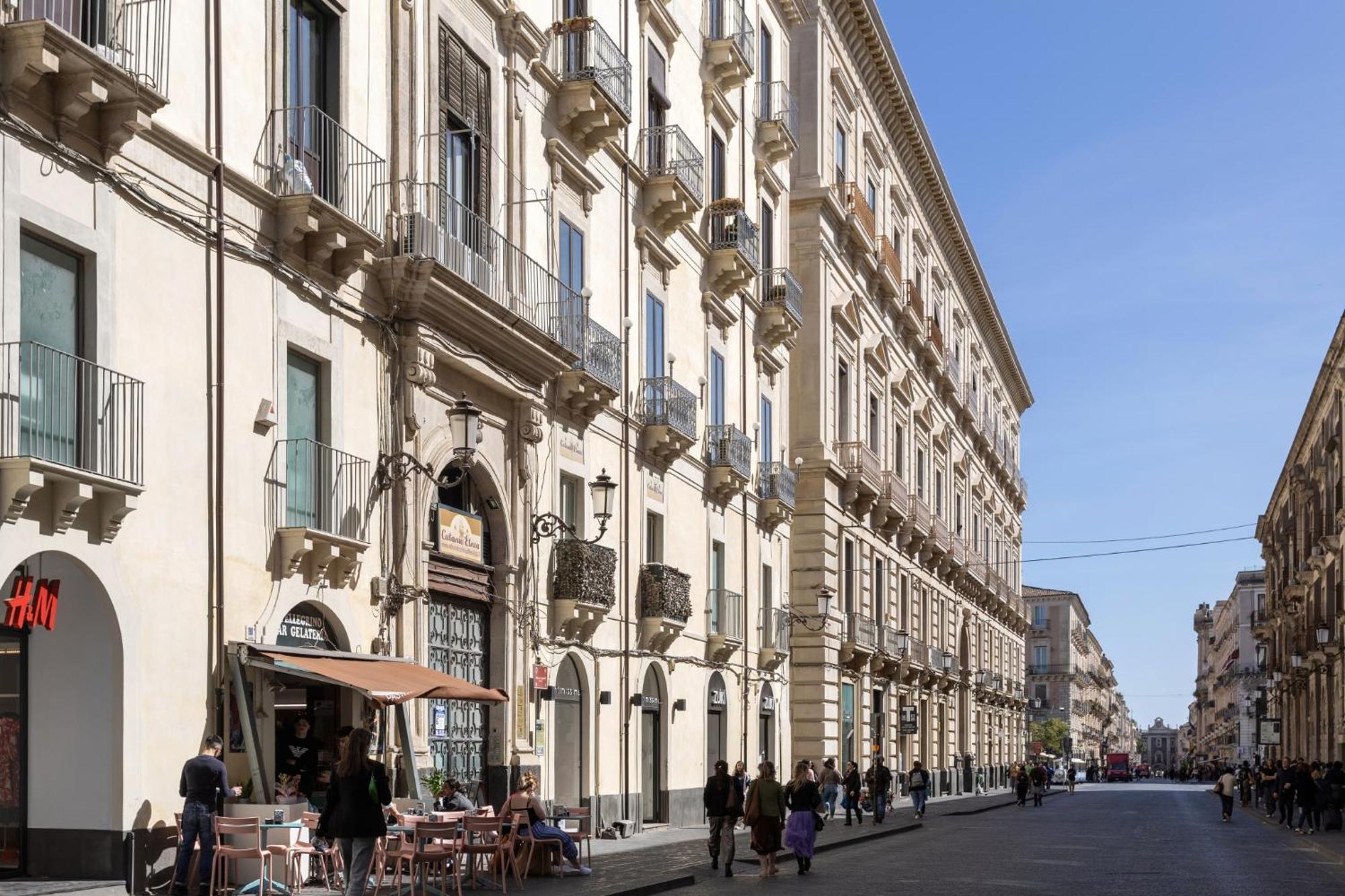 Palazzo Costarelli - Bed And Breakfast Катания Экстерьер фото